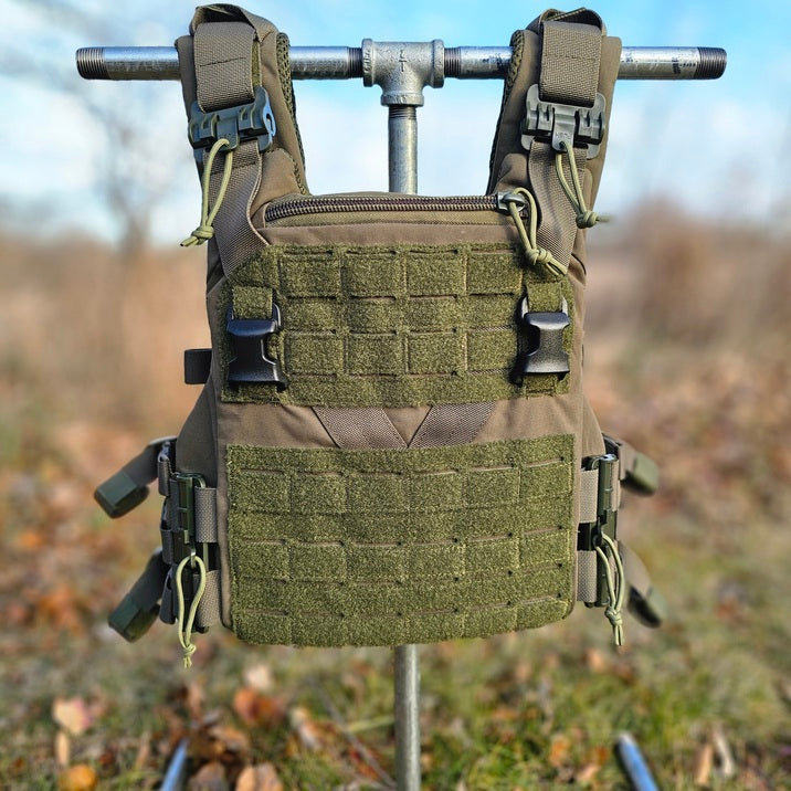 AD99 Plate Carrier